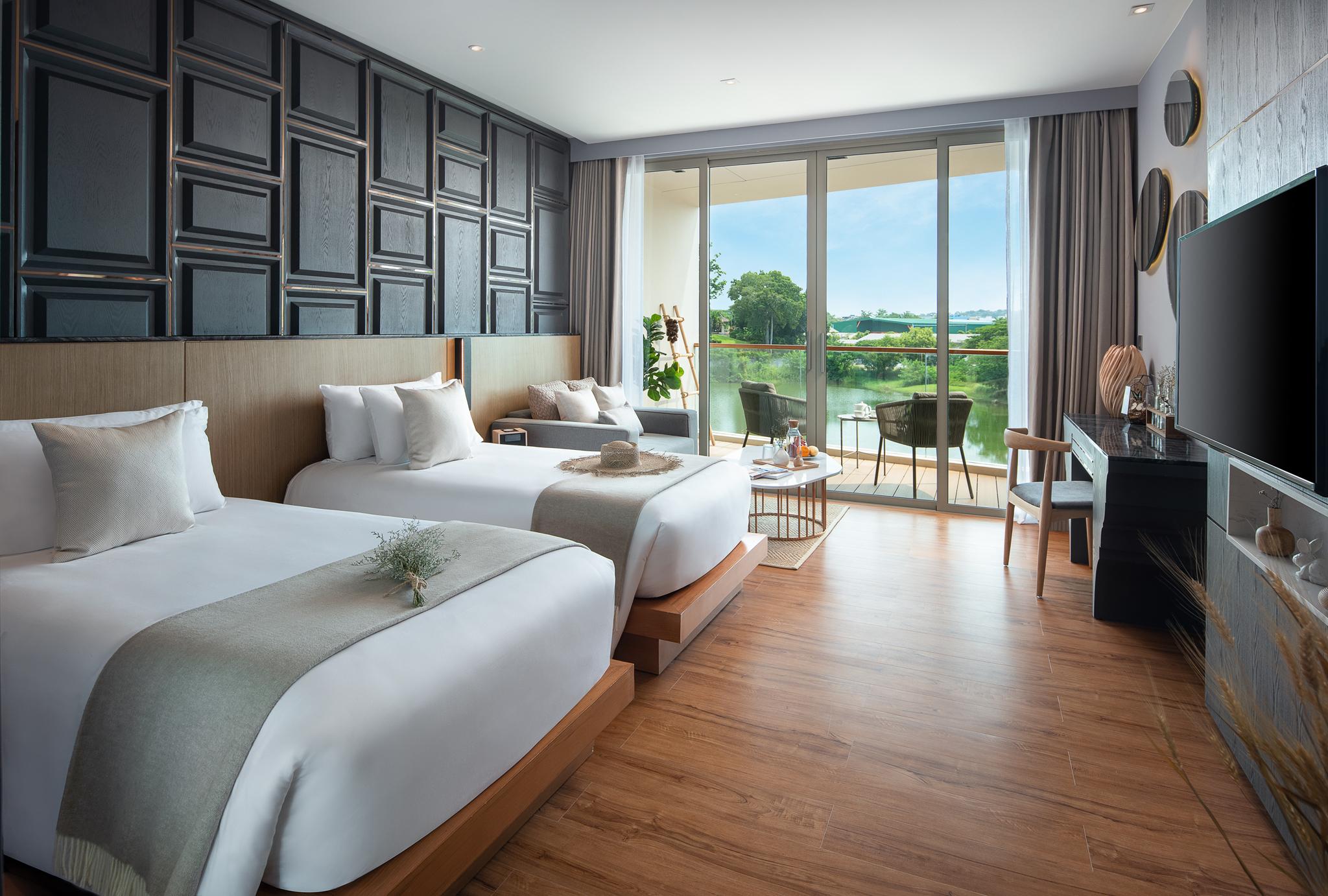 Wyndham Grand Nai Harn Beach Phuket Экстерьер фото